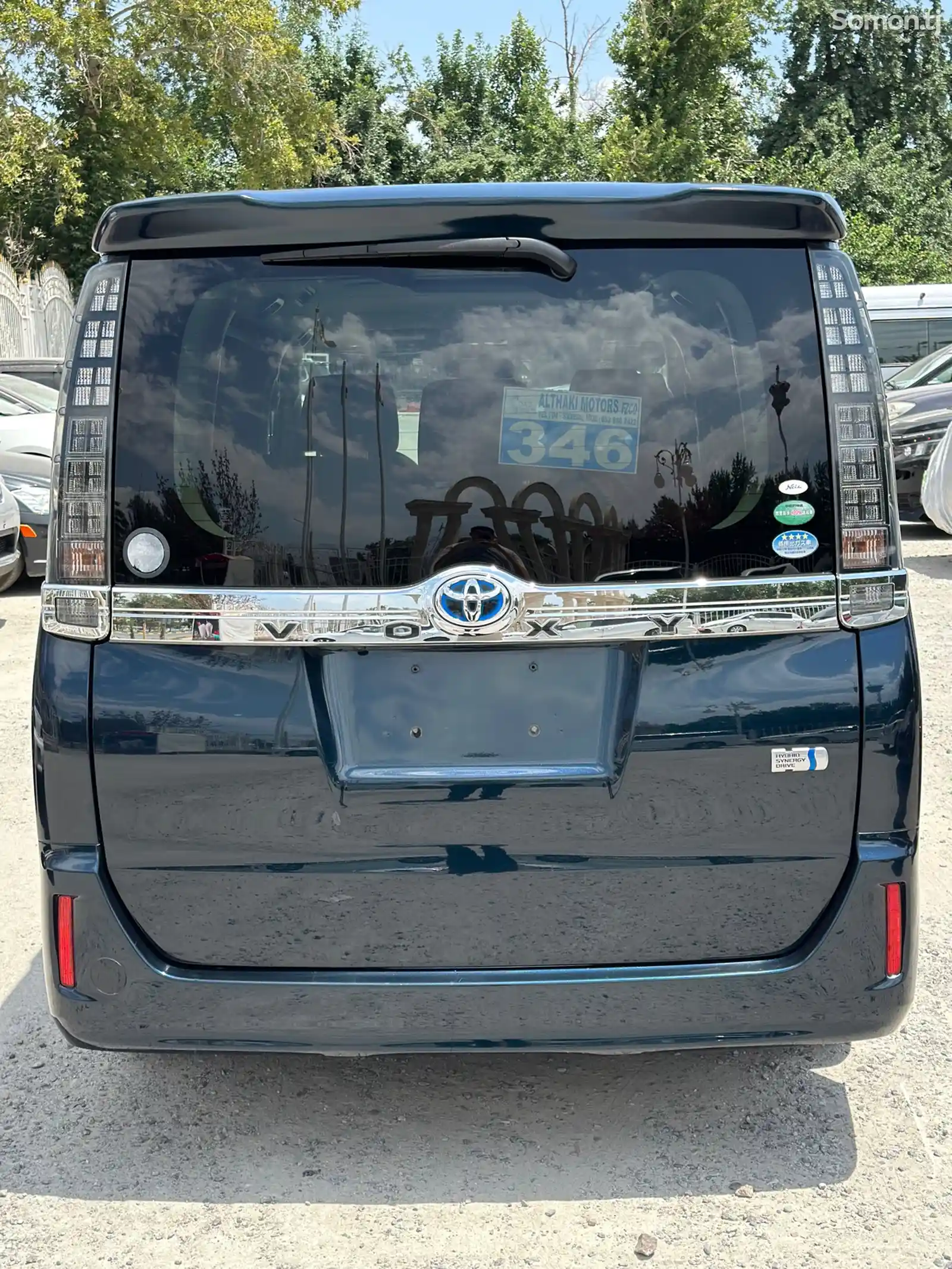 Toyota Voxy, 2015-5