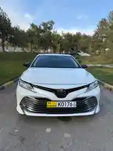 Toyota Camry, 2018-4