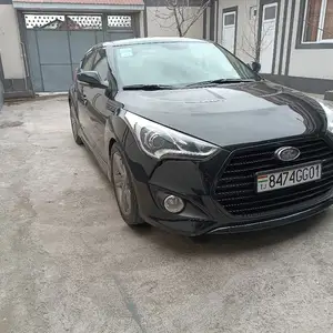 Hyundai Veloster, 2013