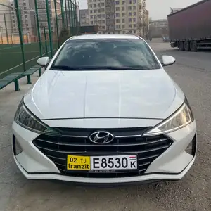 Hyundai Elantra, 2020