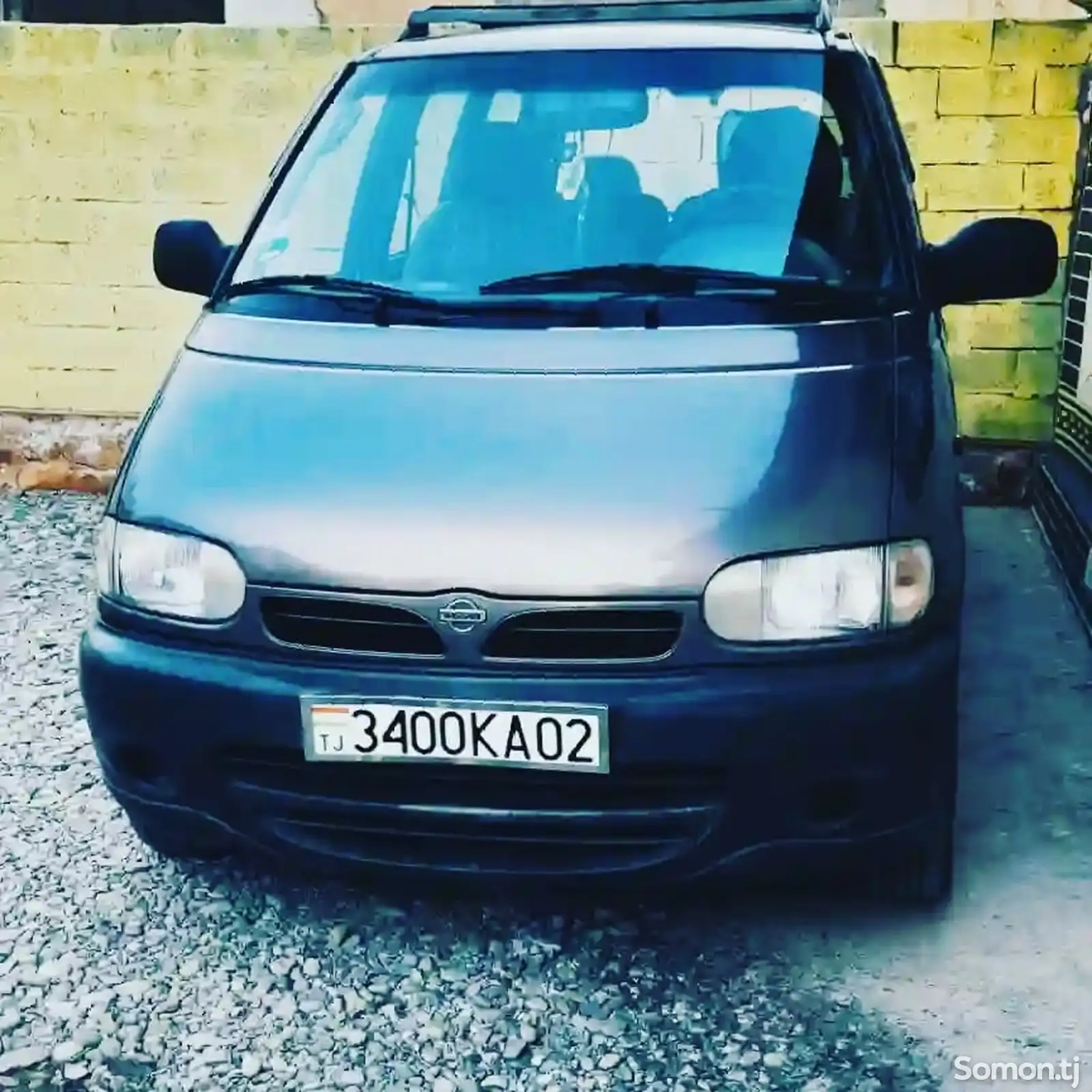 Nissan Serena, 1997