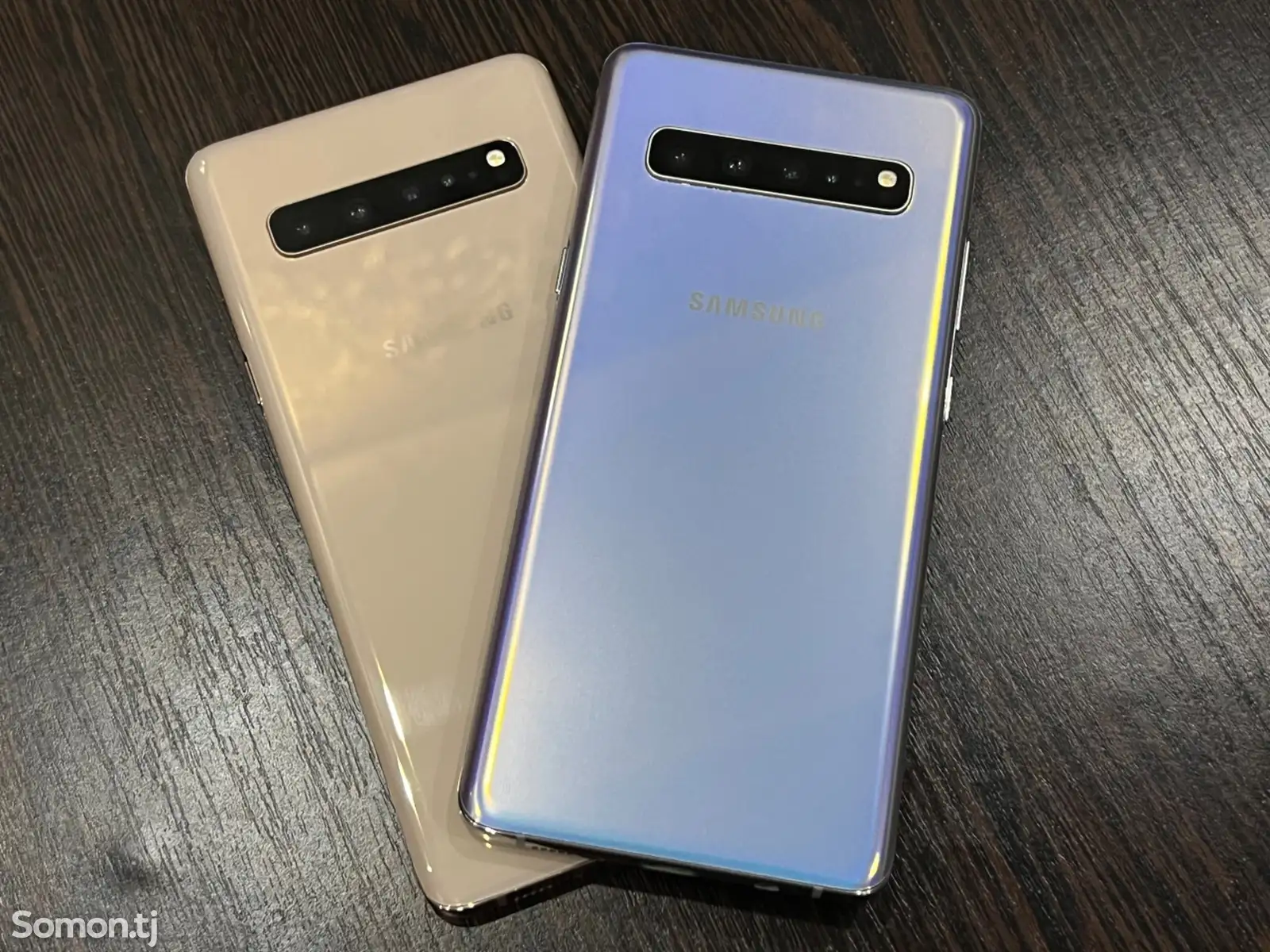 Samsung Galaxy S10 5G 8/256gb-1