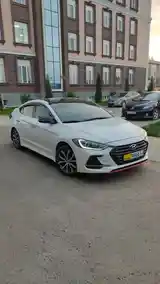 Hyundai Avante, 2018-3