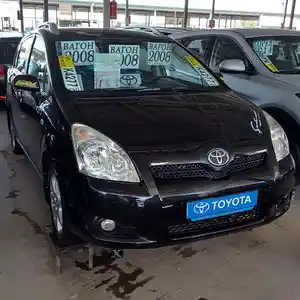 Toyota Verso, 2008