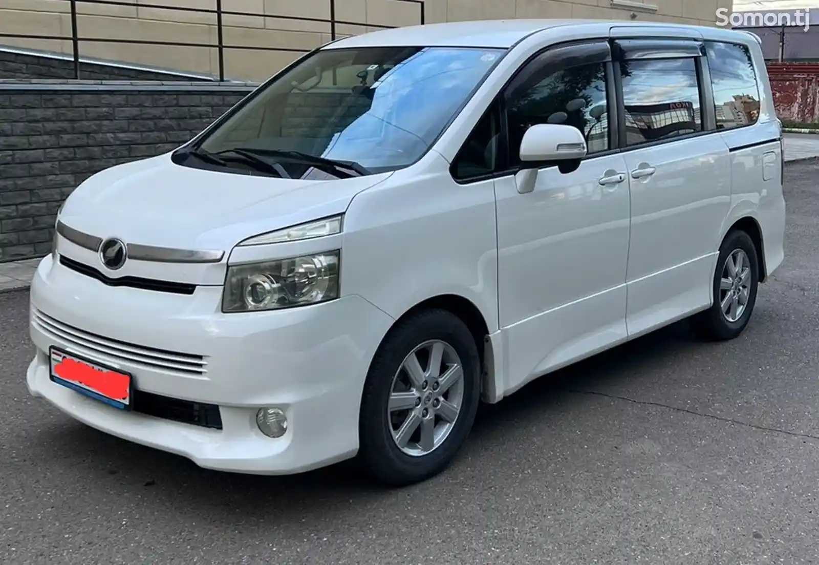 Toyota Voxy, 2008-3