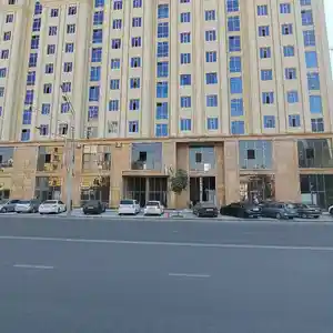 Помещение под магазин / салон, 90м², Шохмансур