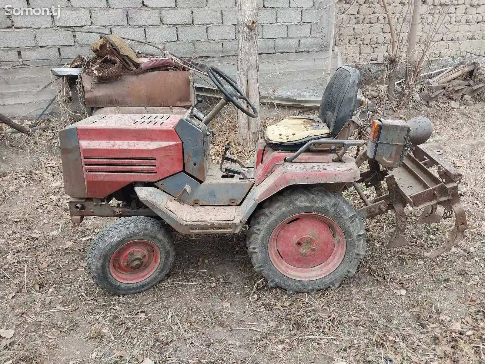 Мини трактор 1991-3