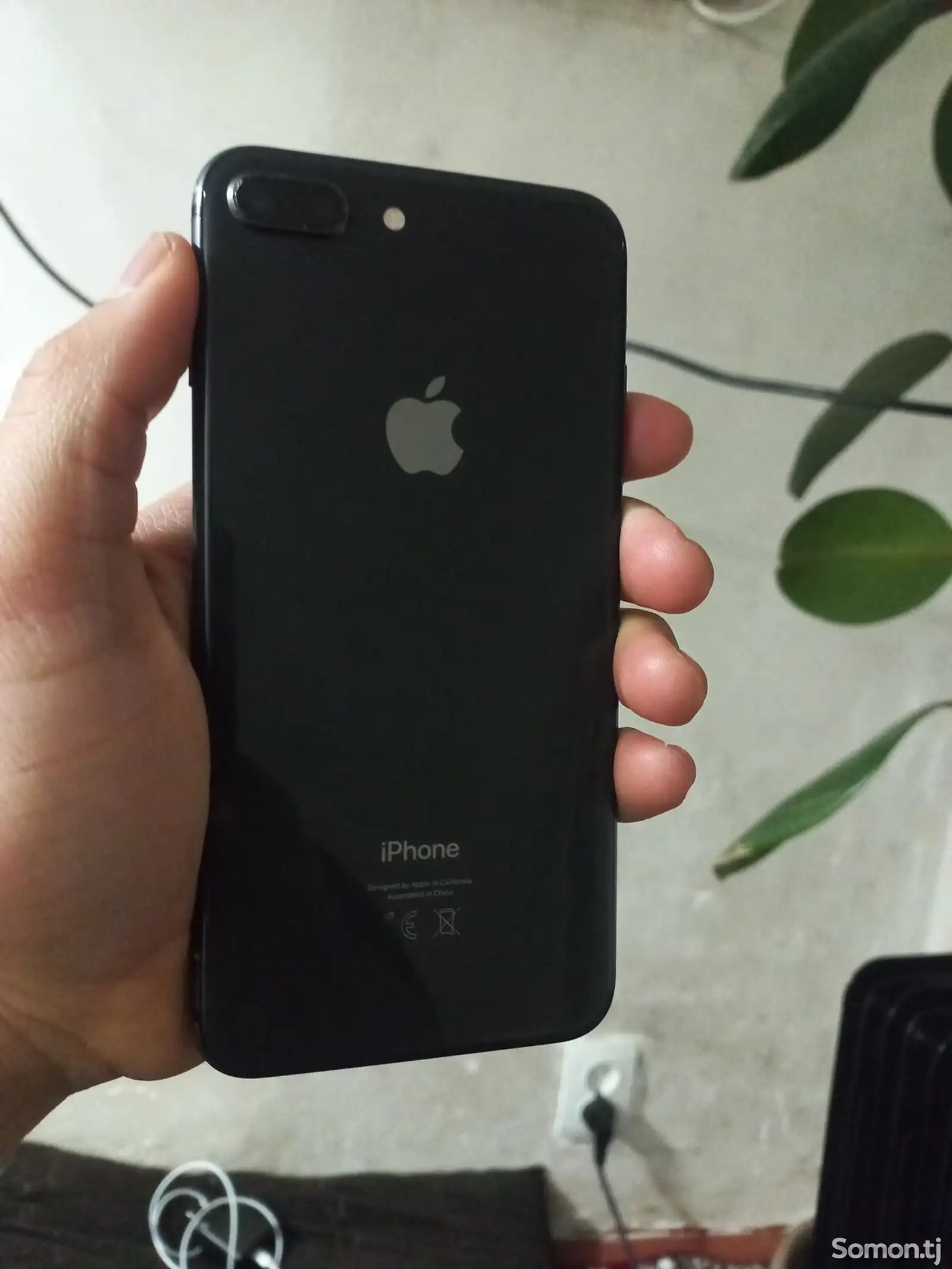 Apple iPhone 8 plus, 64 gb