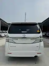 Toyota Vellfire, 2014-4