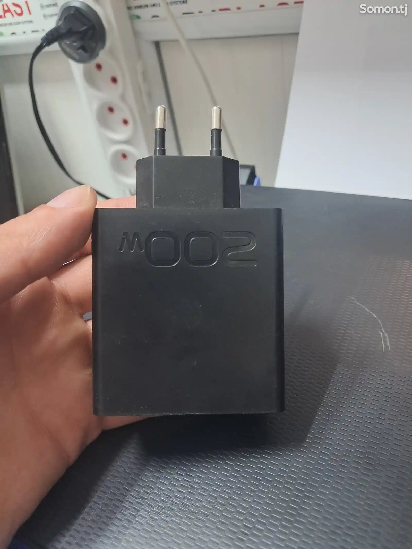 Зарядное устройство 200w-1