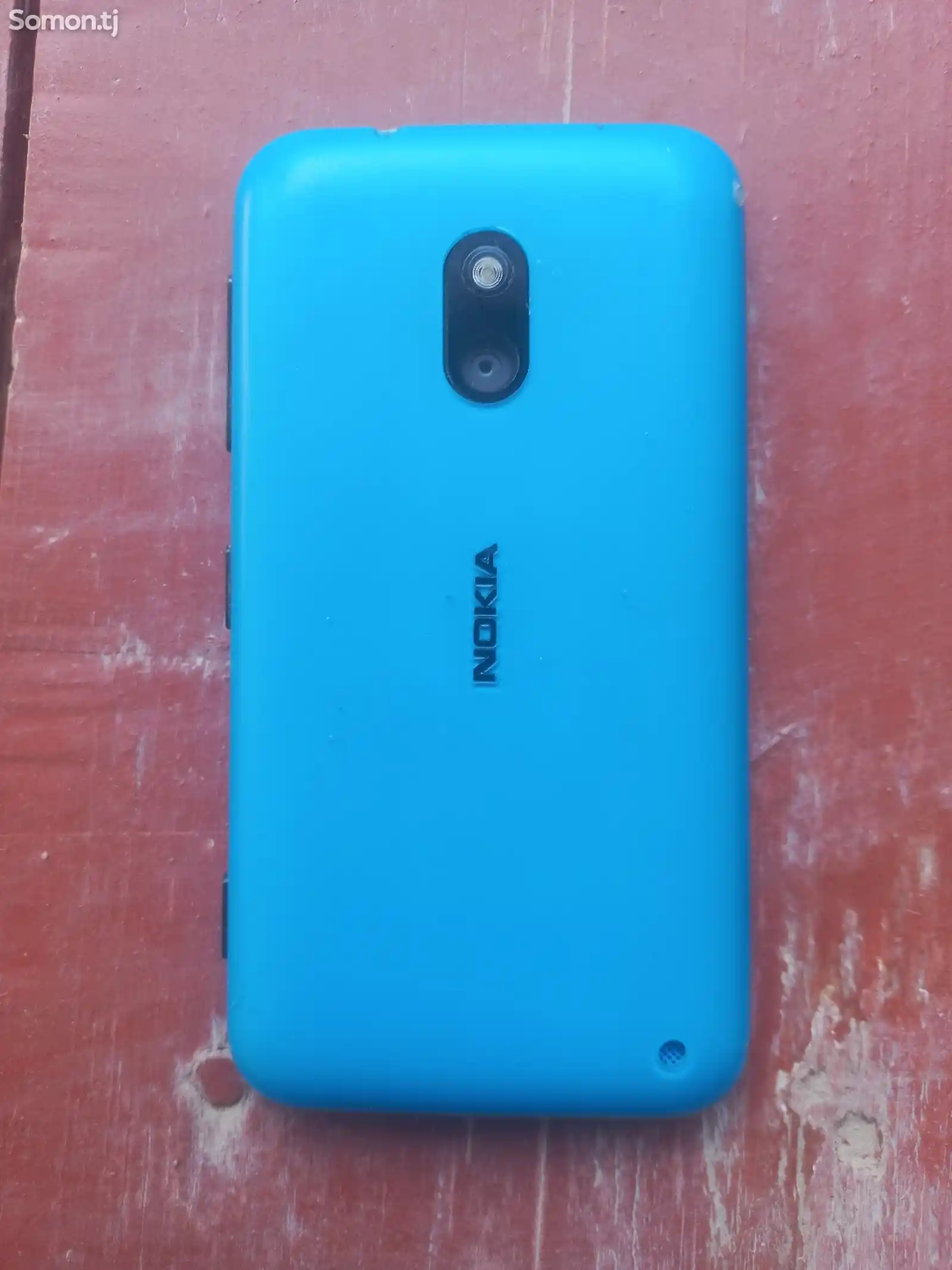 Nokia Lumia 620-2