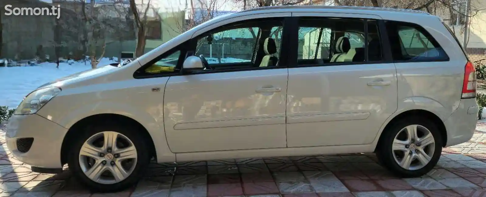 Opel Zafira, 2009-4