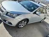 Chevrolet Cruze, 2010-5