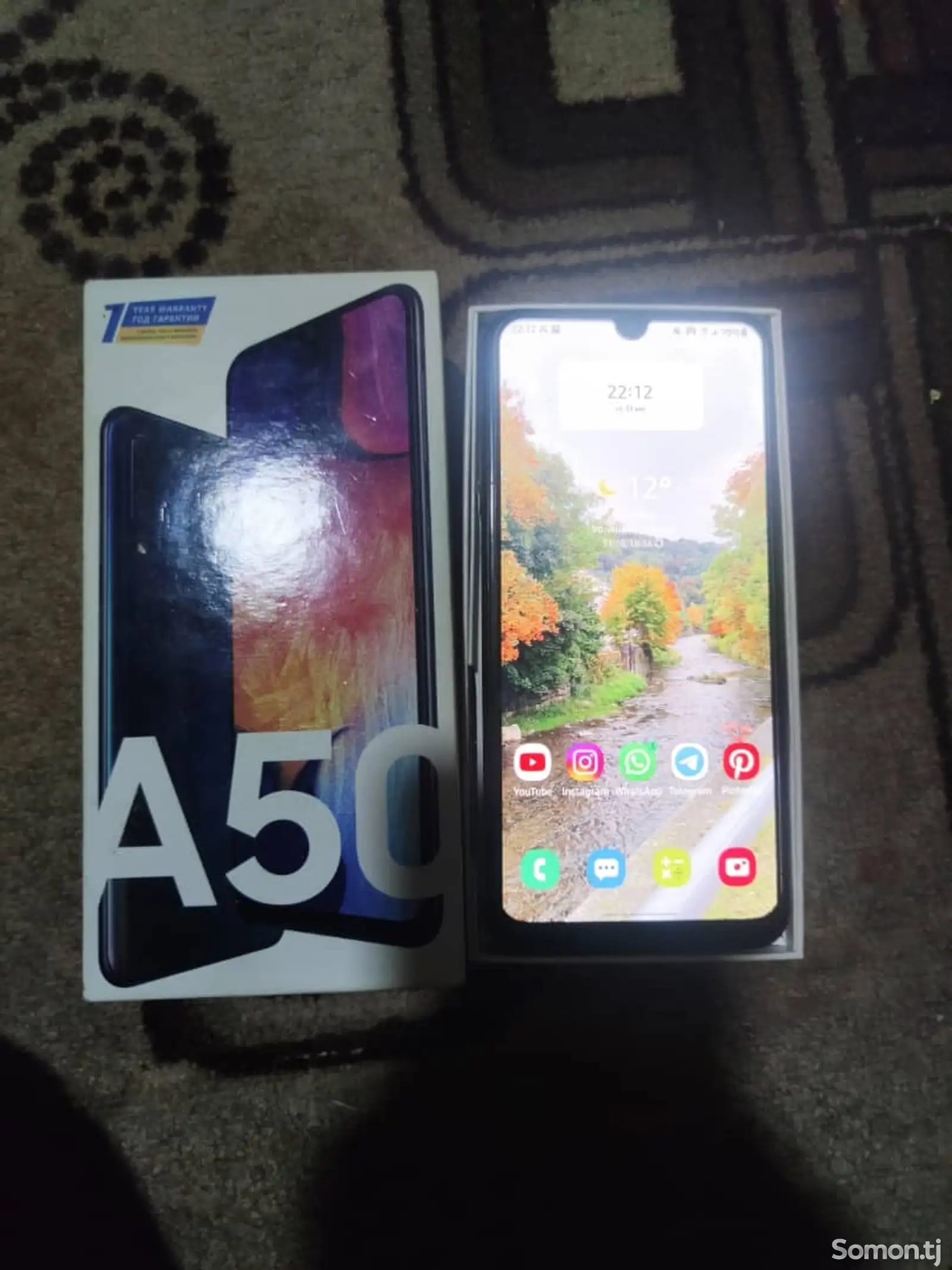 Samsung Galaxy A50-1