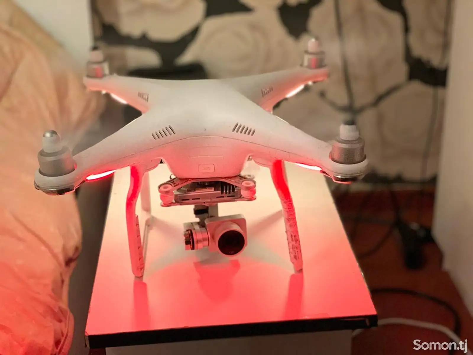 Квадрокоптер DJI Phantom 3 Professional-1