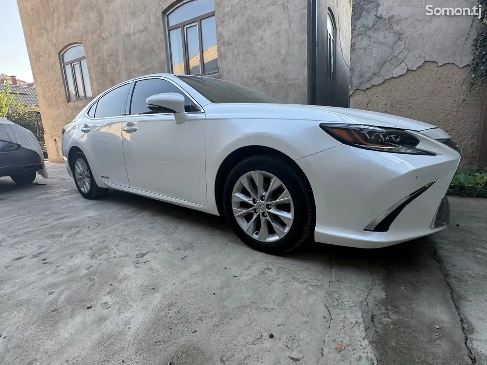 Lexus ES series, 2014-5