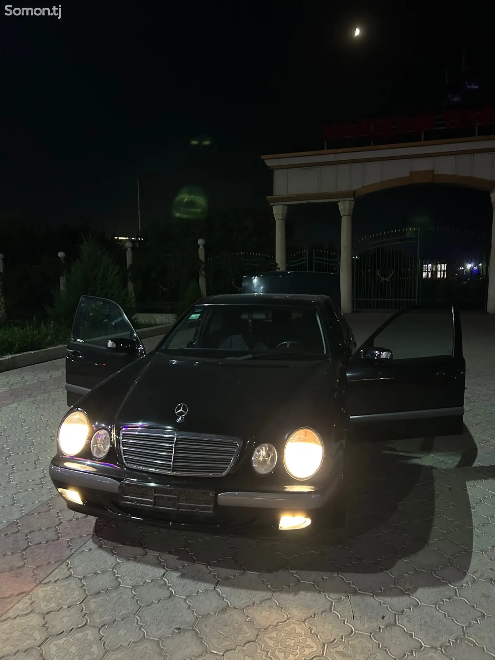 Mercedes-Benz E class, 2000-3