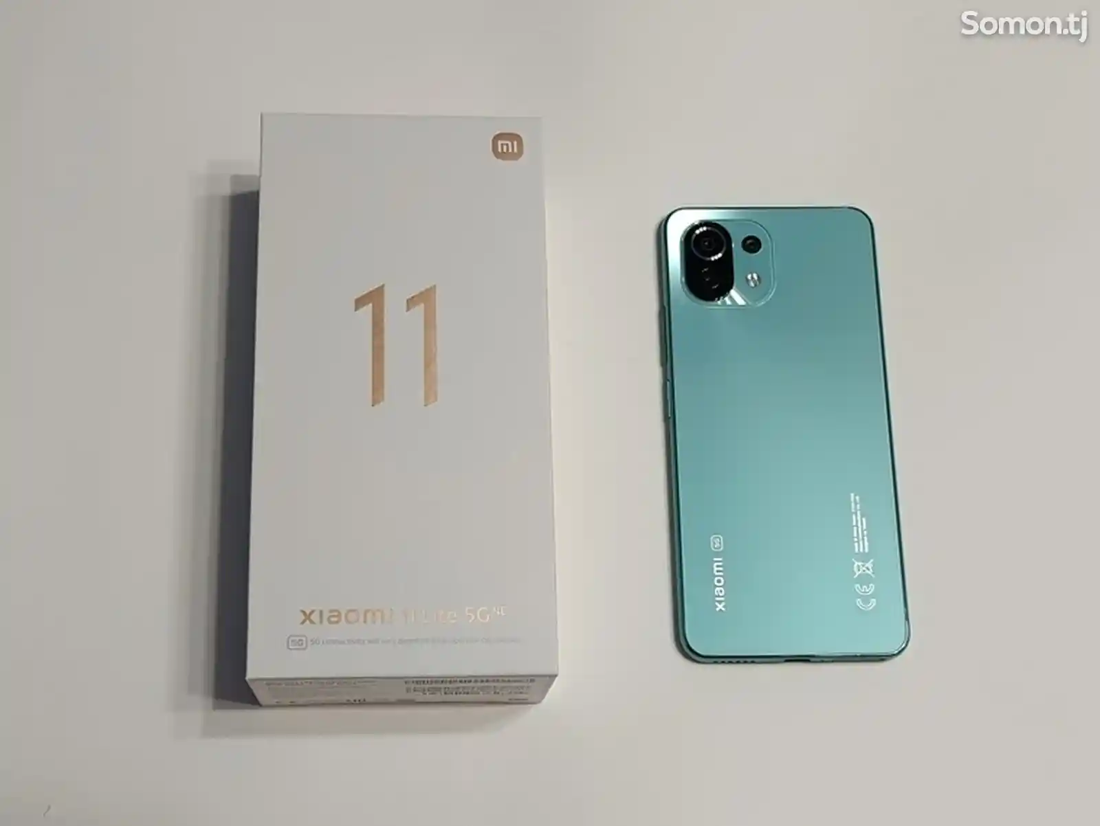 Телефон Xiaomi-12