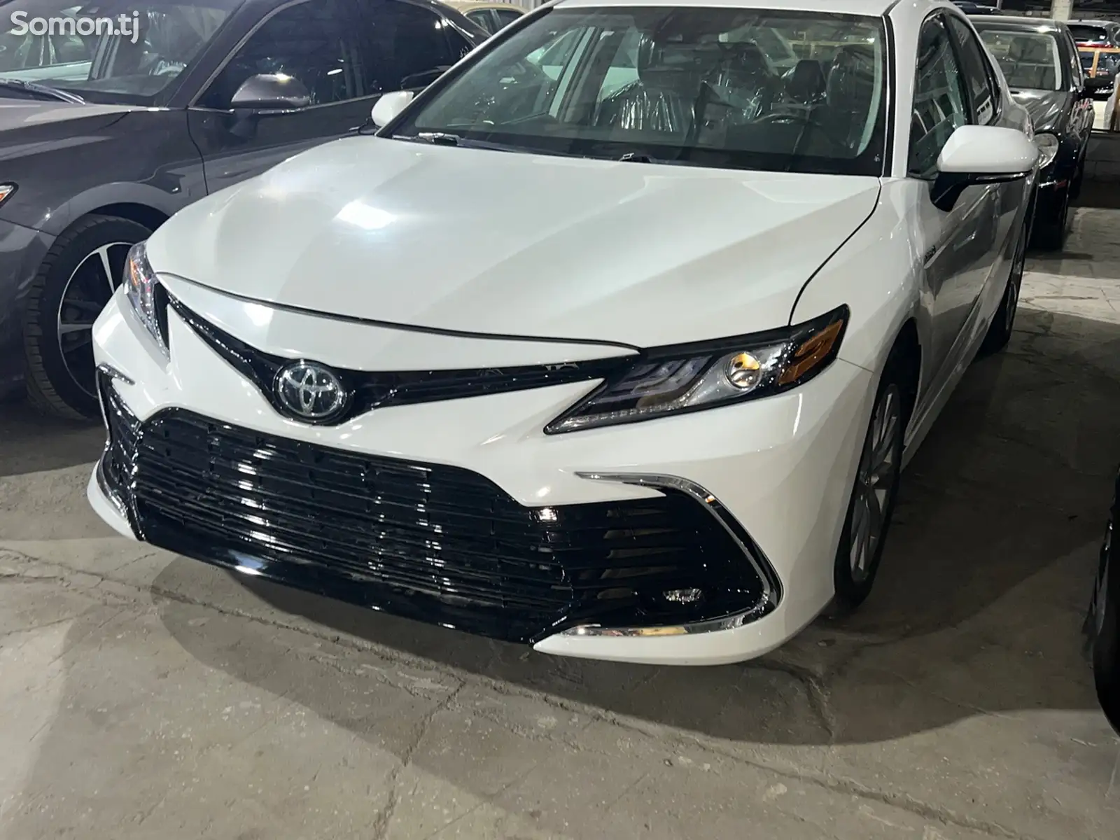 Toyota Camry, 2018-1