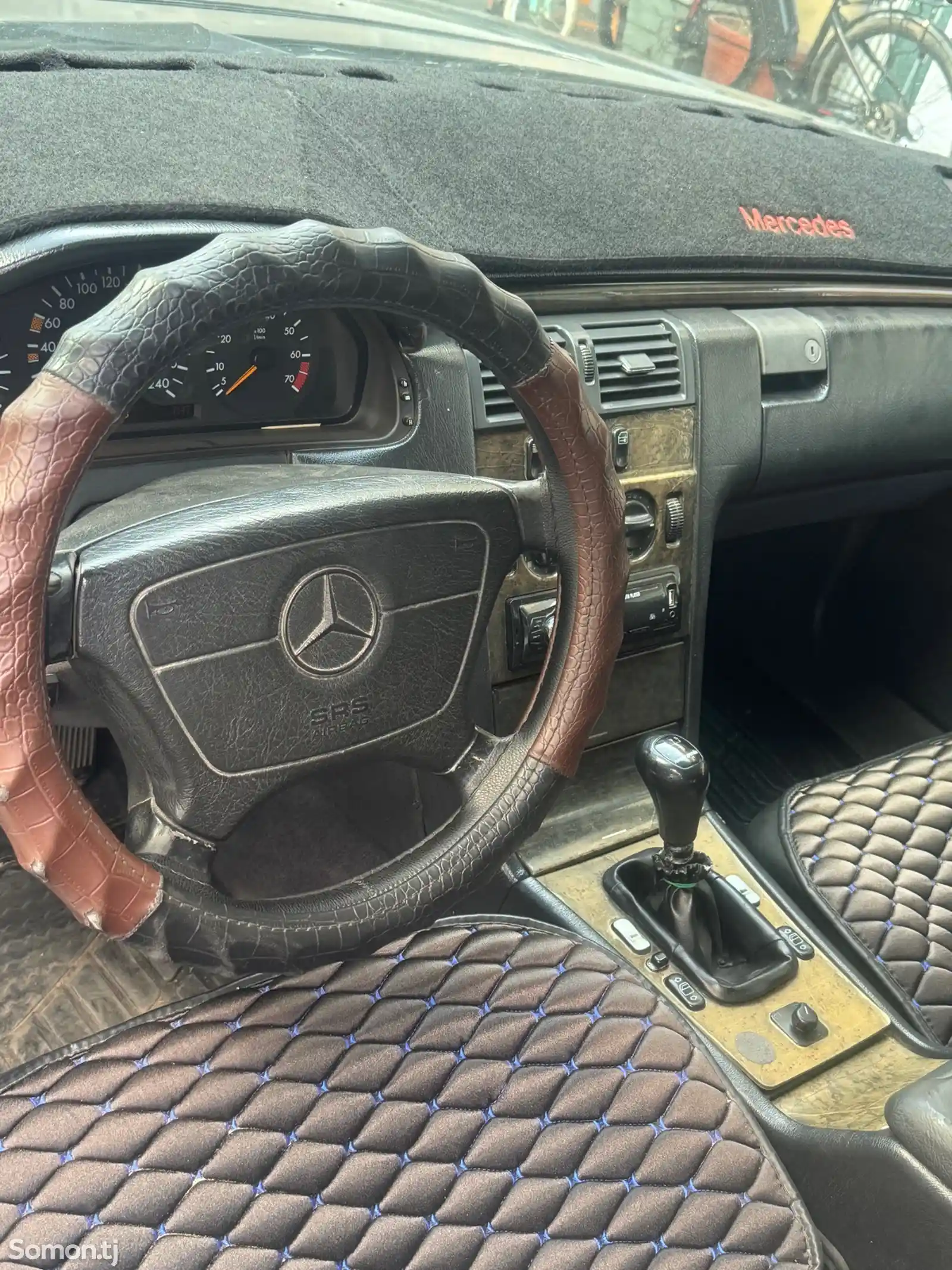 Mercedes-Benz E class, 1998-4