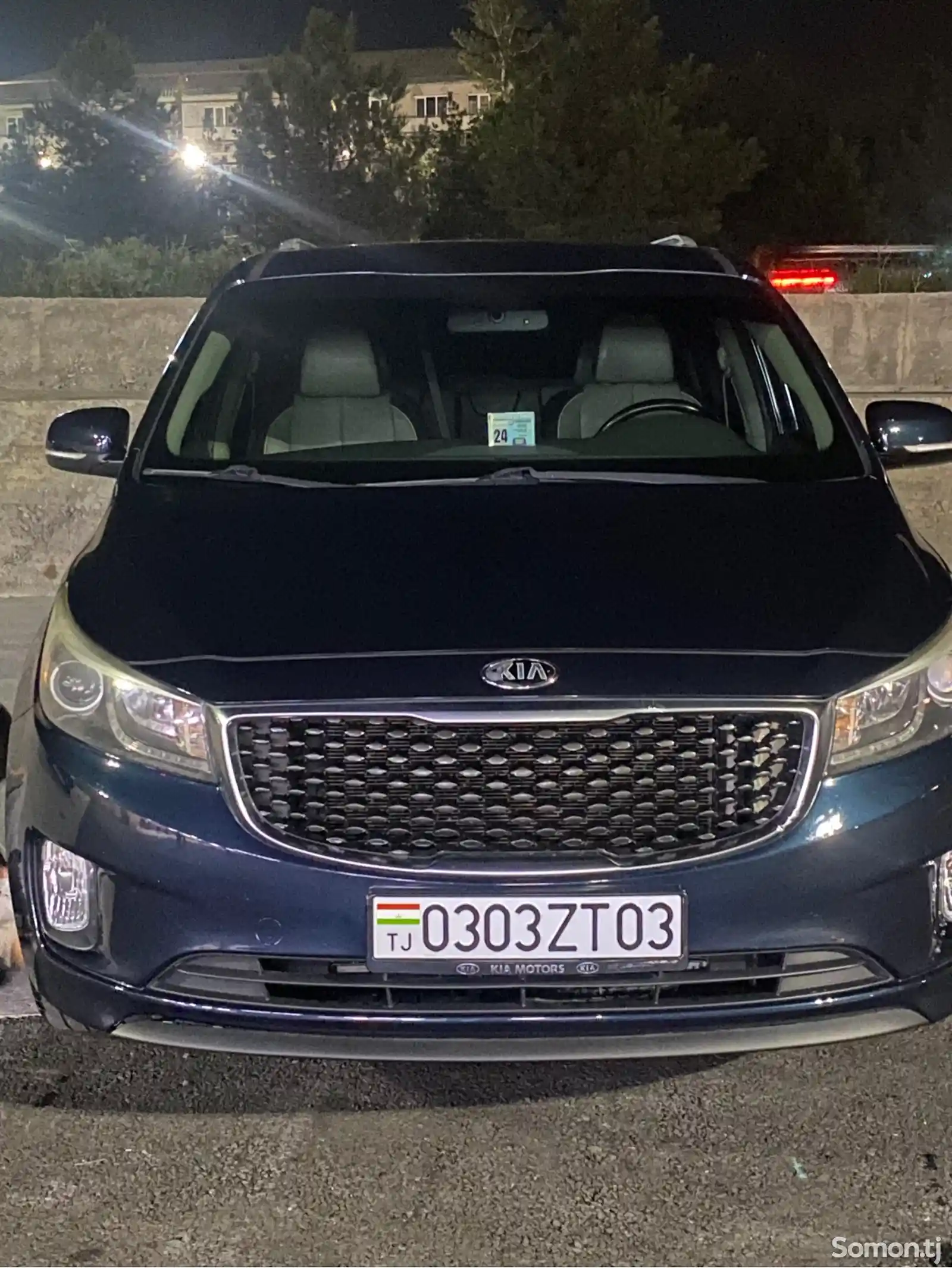 Kia Sedona, 2016-5