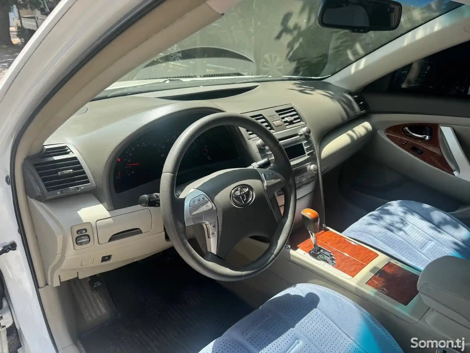 Toyota Camry, 2010-12