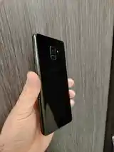 Samsung Galaxy A8+-3