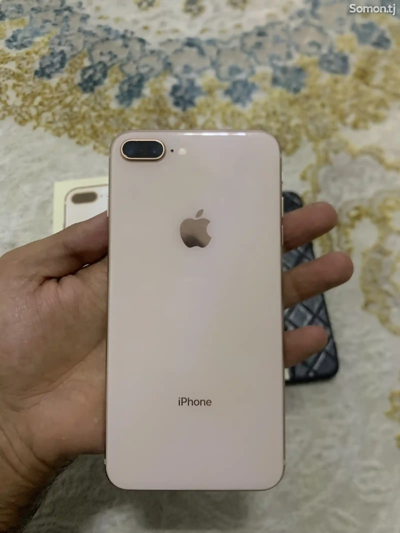 Apple iPhone 8 plus, 64 gb, Gold-2