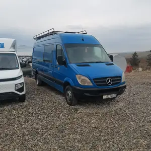 Грузовик Mercedes-Benz Sprinter, 2008