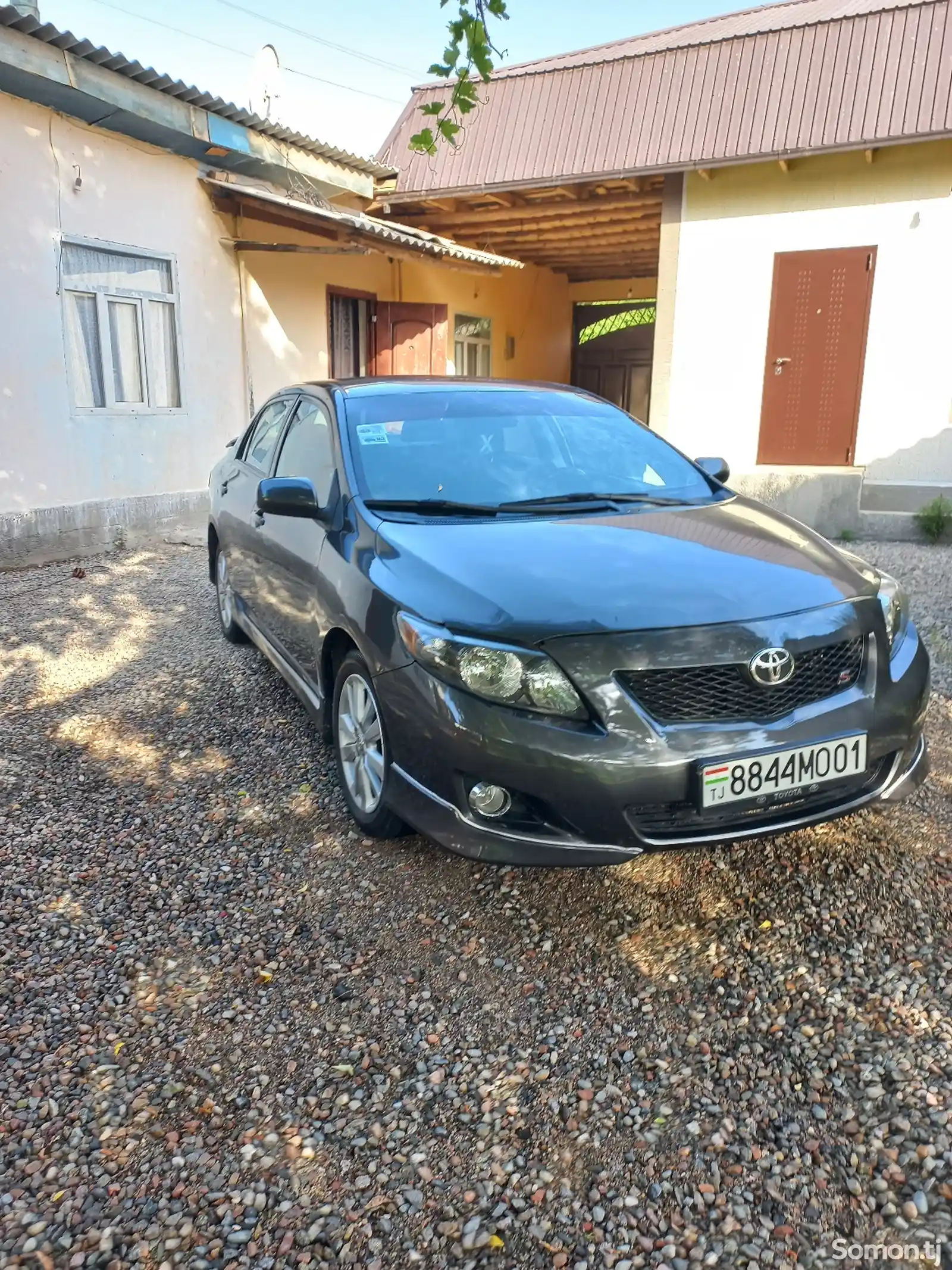 Toyota Corolla, 2010-7