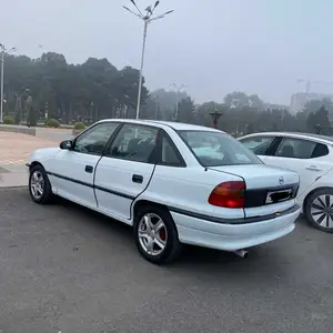 Opel Astra F, 1995