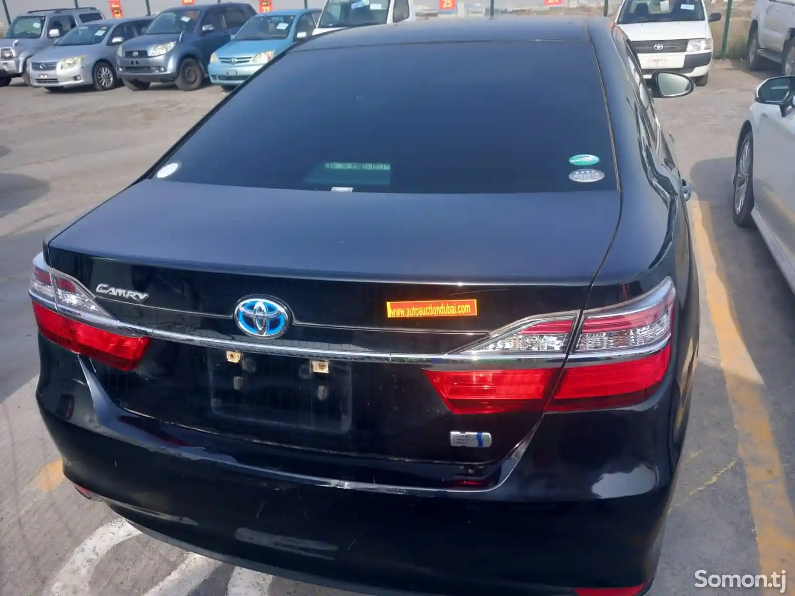 Toyota Camry, 2015-10