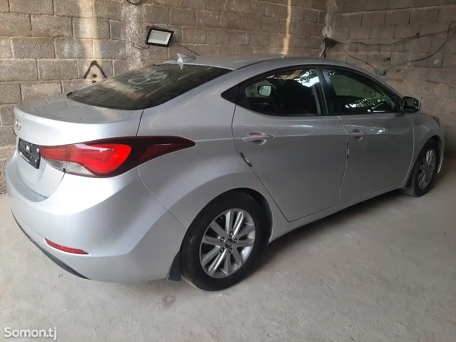 Hyundai Elantra, 2016-1