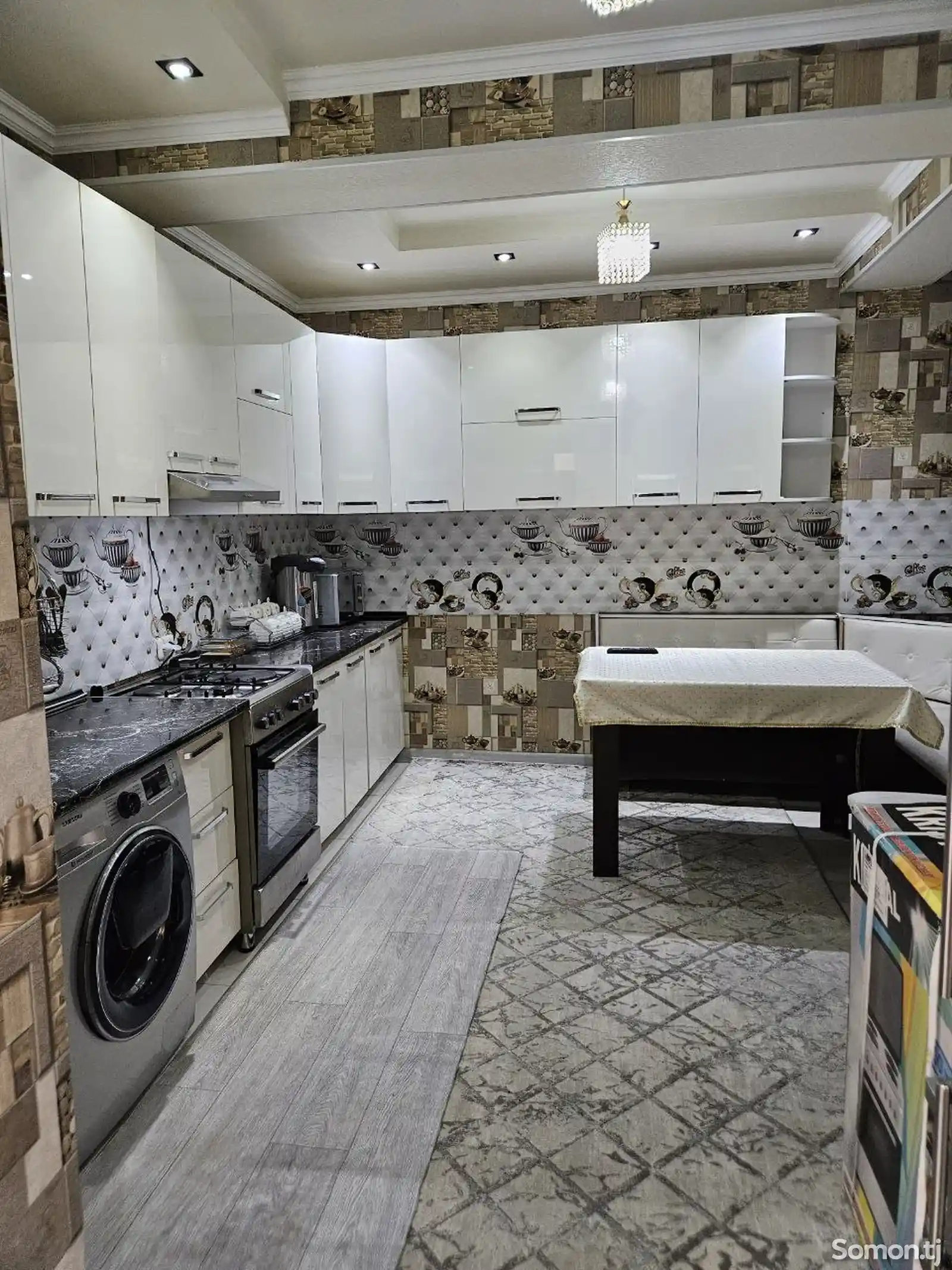 3-комн. квартира, 4 этаж, 100 м², Ромашка-8