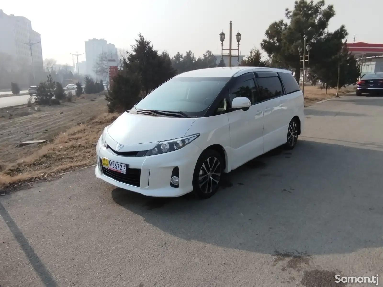 Toyota Estima, 2015-1