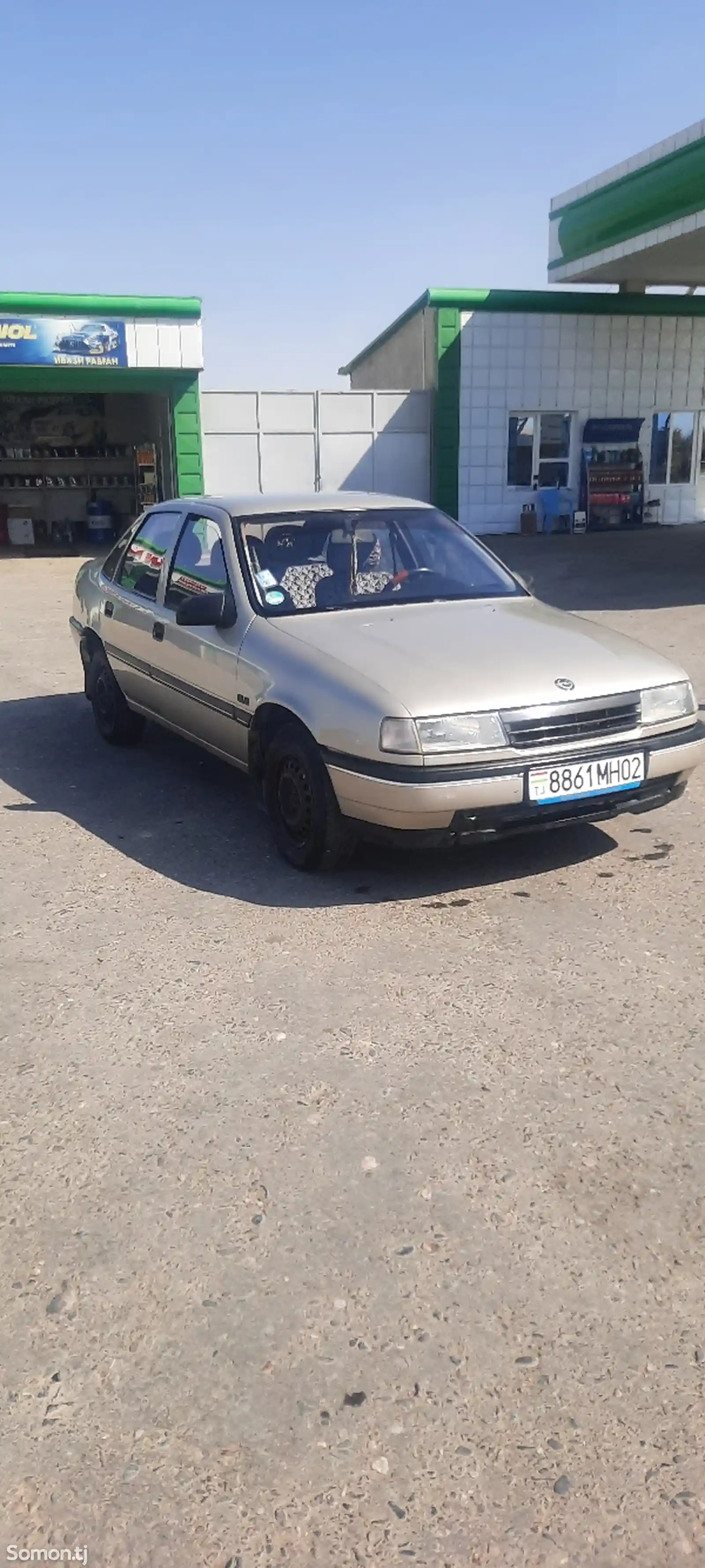 Opel Vectra A, 1992-2