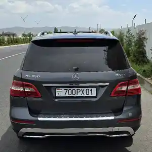 Mercedes-Benz ML class, 2013