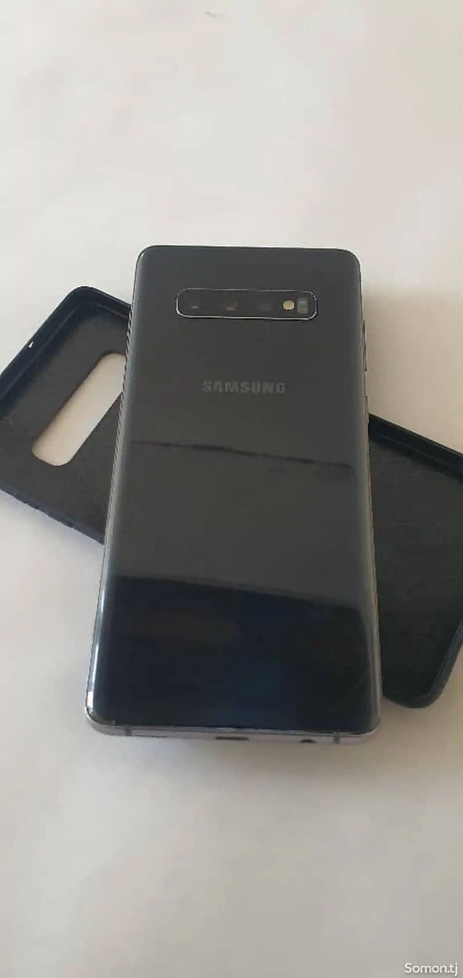 Samsung Galaxy S10+-2