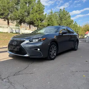 Lexus ES series, 2017