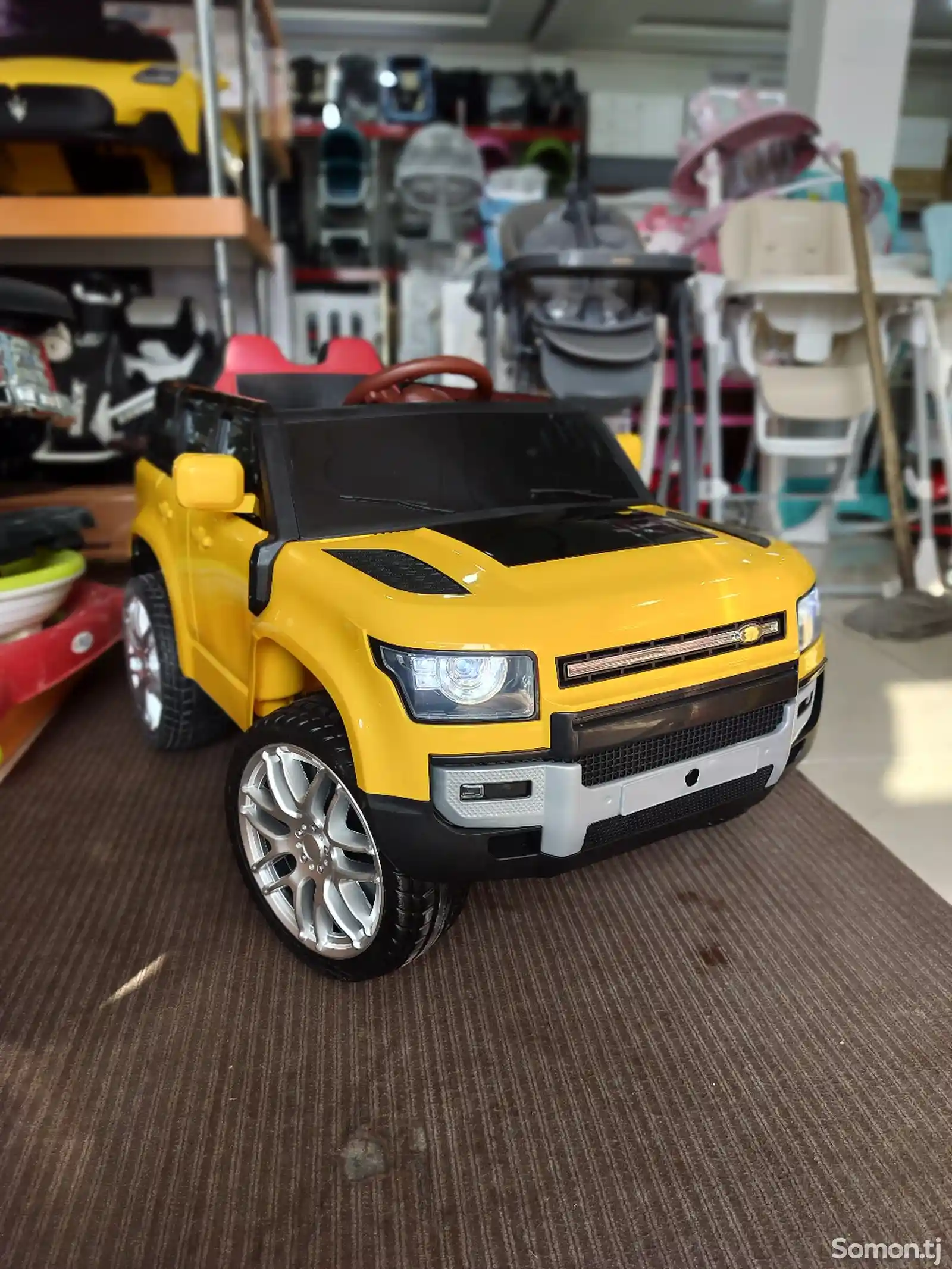 Детский электромобиль Range Rover-1