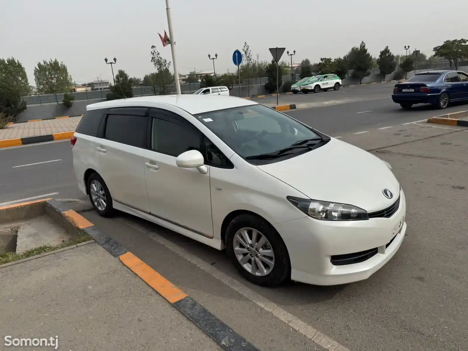 Toyota Wish, 2011-3