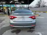 Hyundai Sonata, 2015-4