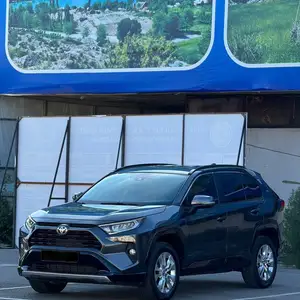 Toyota RAV 4, 2020