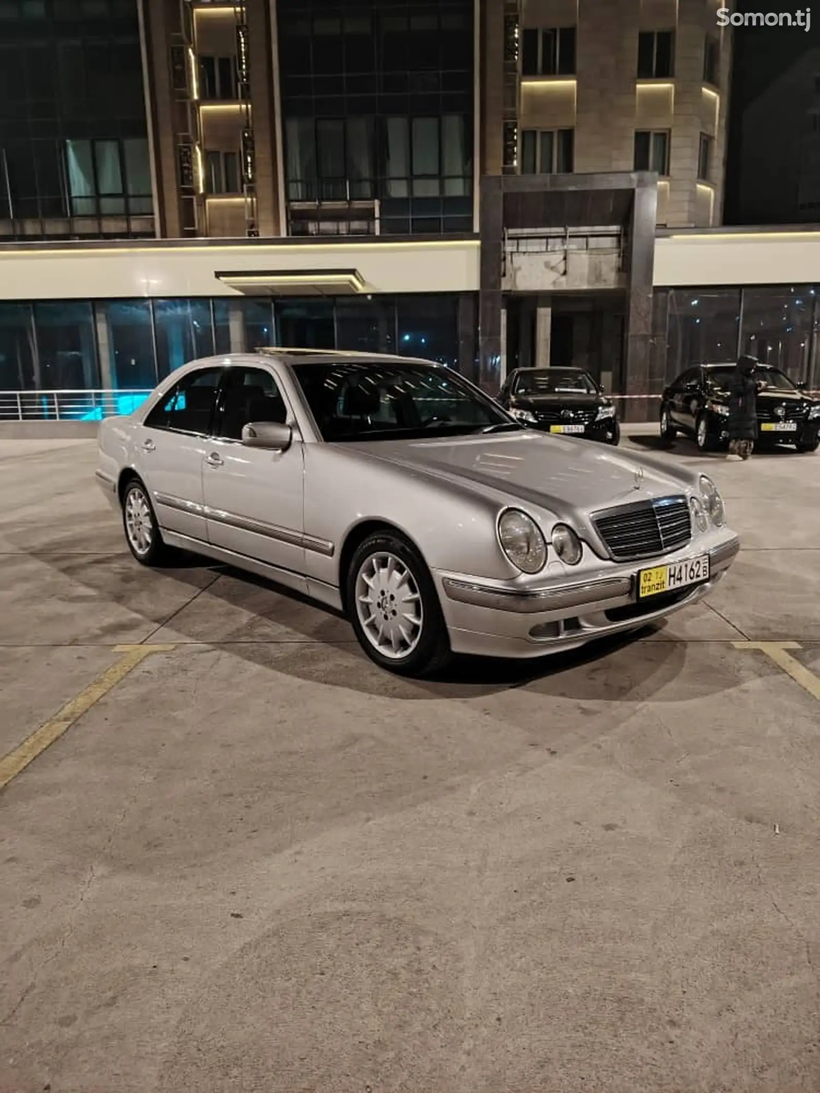 Mercedes-Benz E class, 2002-1