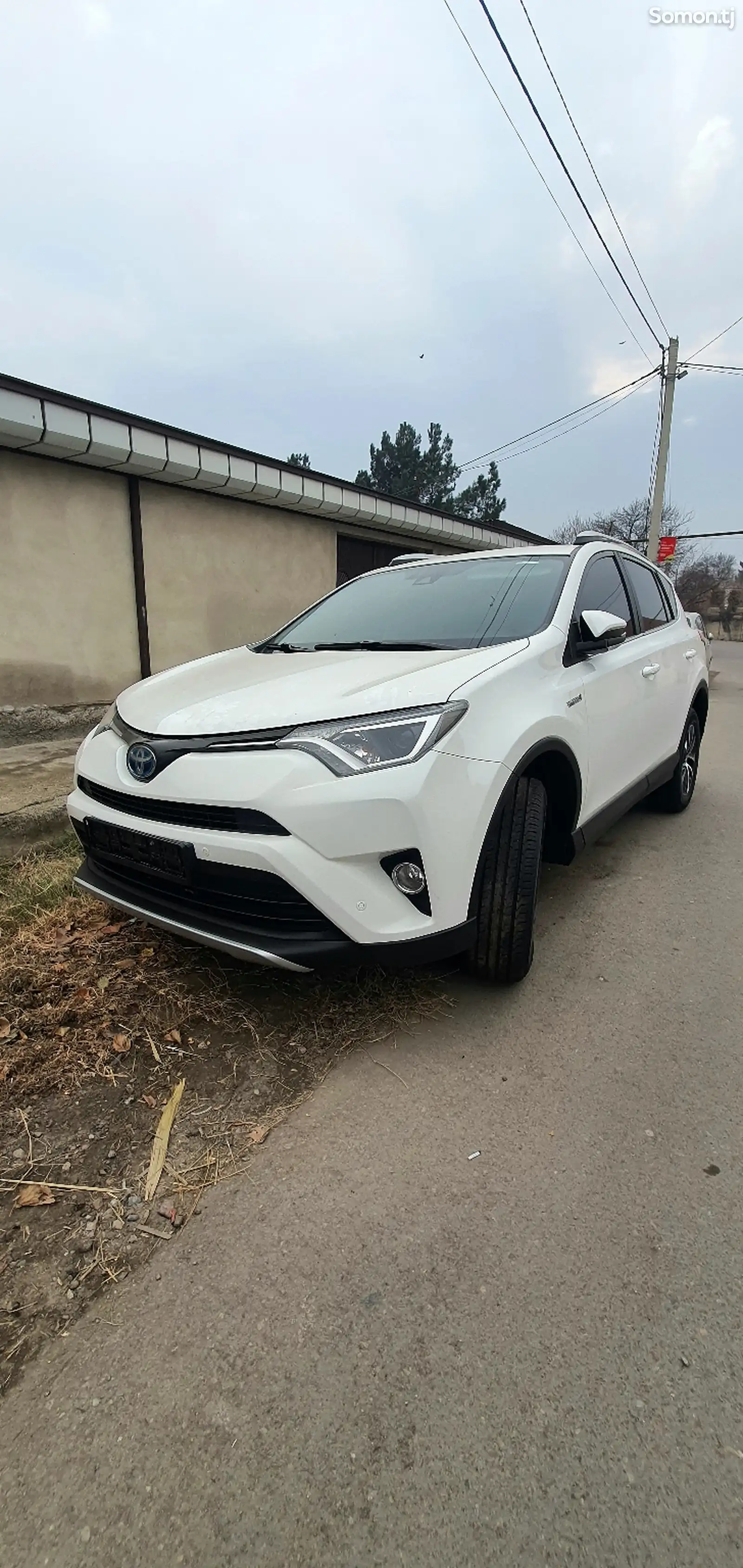 Toyota RAV 4, 2017-1