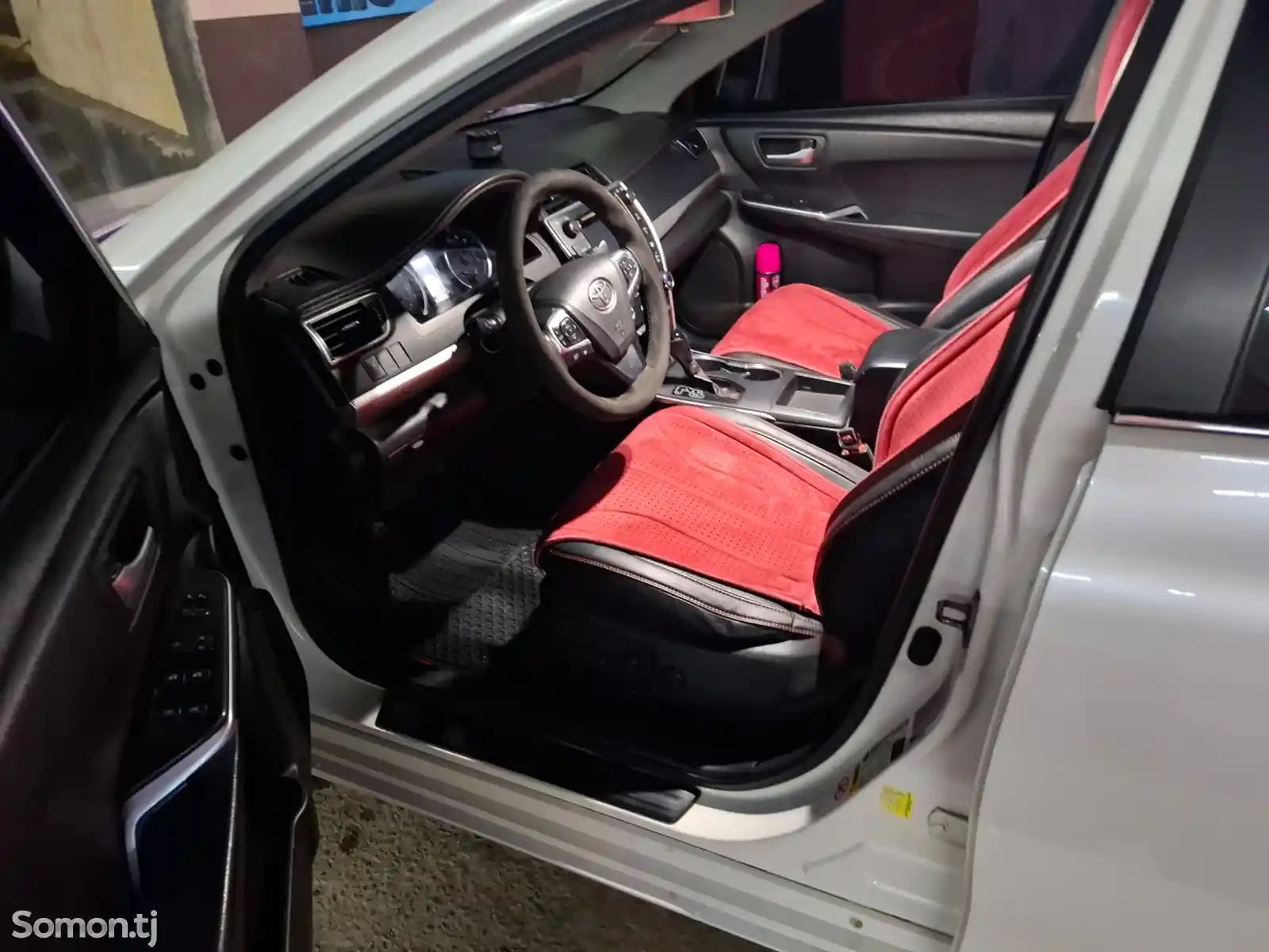 Toyota Camry, 2015-8