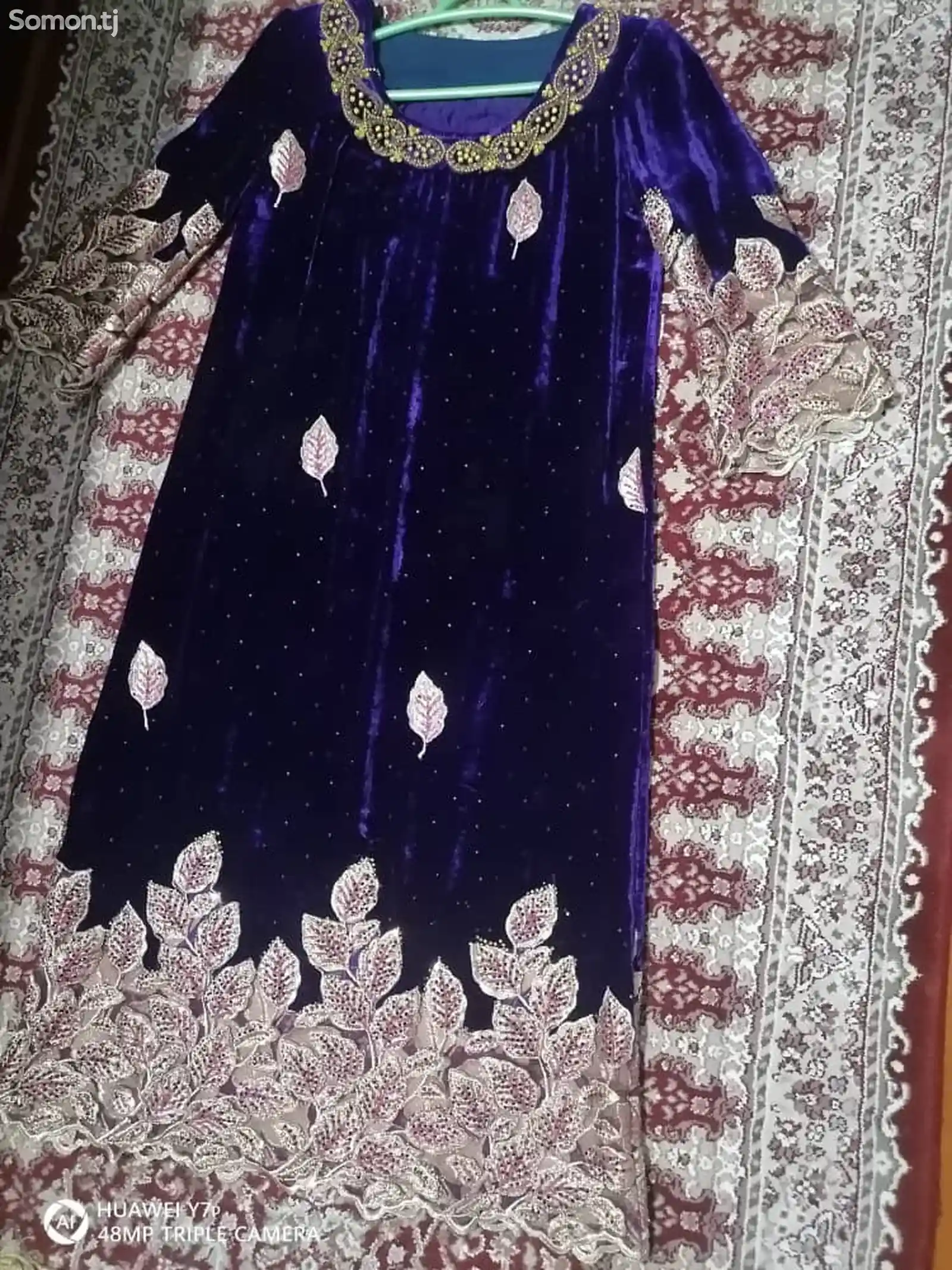 Национальное платье Велюр с вышивкой-1
