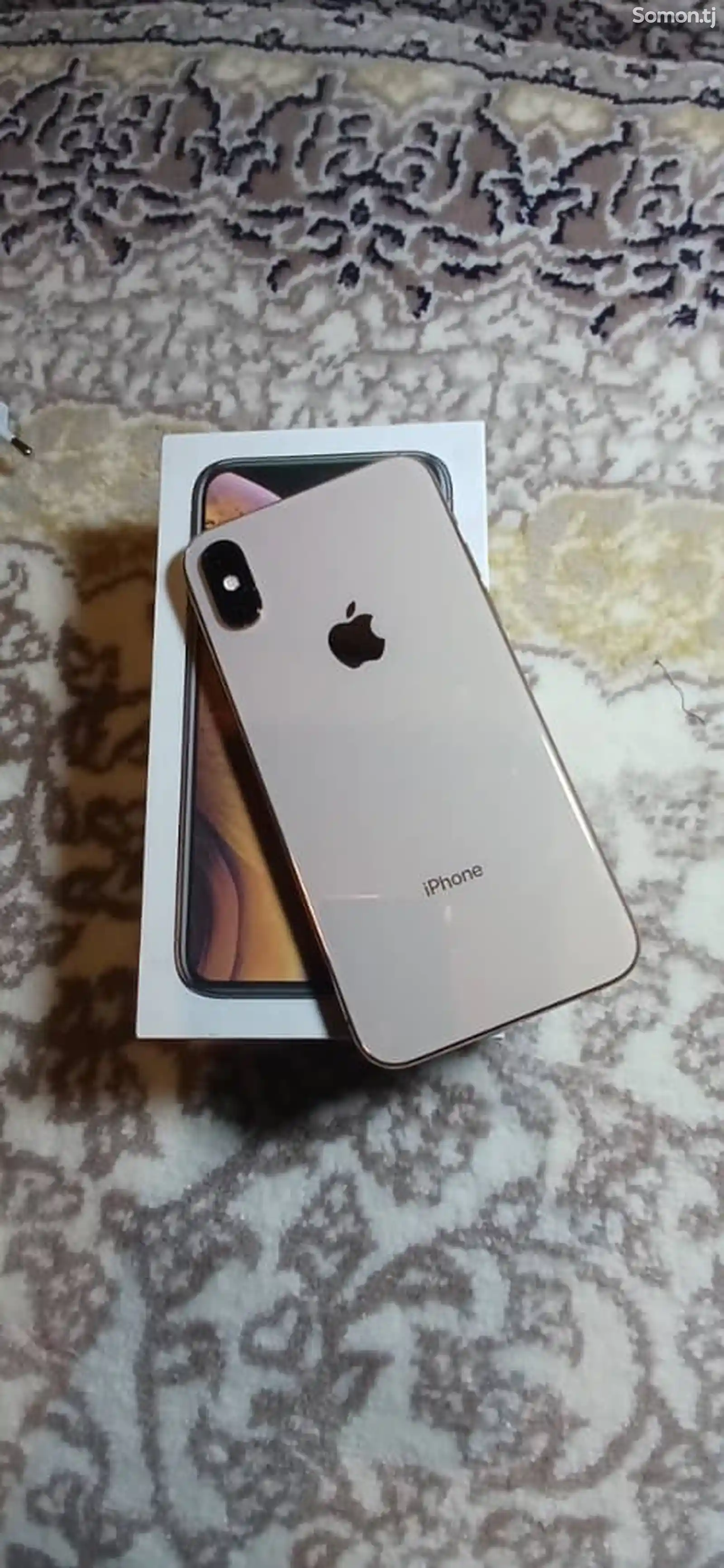 Apple iPhone Xs, 64 gb, Gold-3