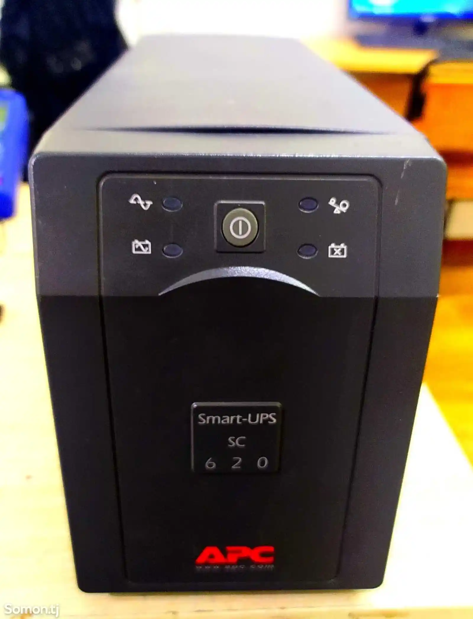 ИБП АPC smart UPS CS620-1
