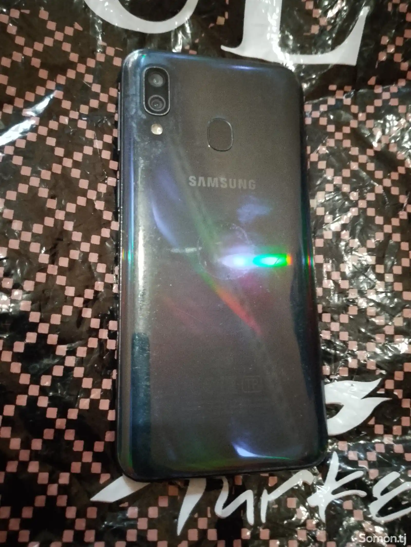 Samsung Galaxy A40 64Gb-2